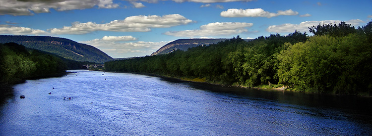 Northeast view of the Delaware Water Gap. Image courtesy Nicholas A. Tonelli