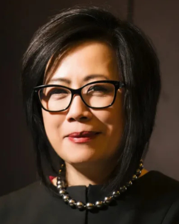 Stella Tsai